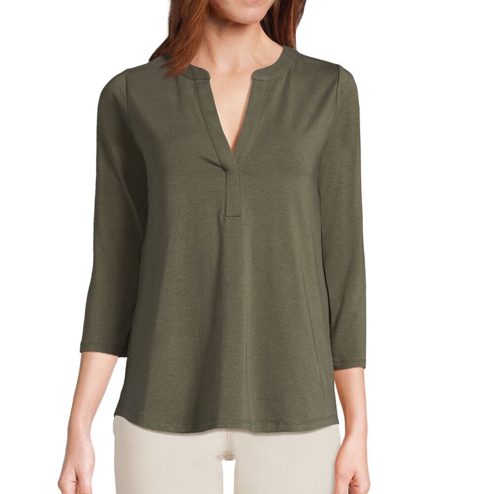 Lands End. Womens 3/4 Sleeve Blouse. Forest Moss Green Color. Size M, Fits L.